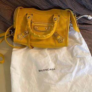 Balenciaga nano/micro metallic edge